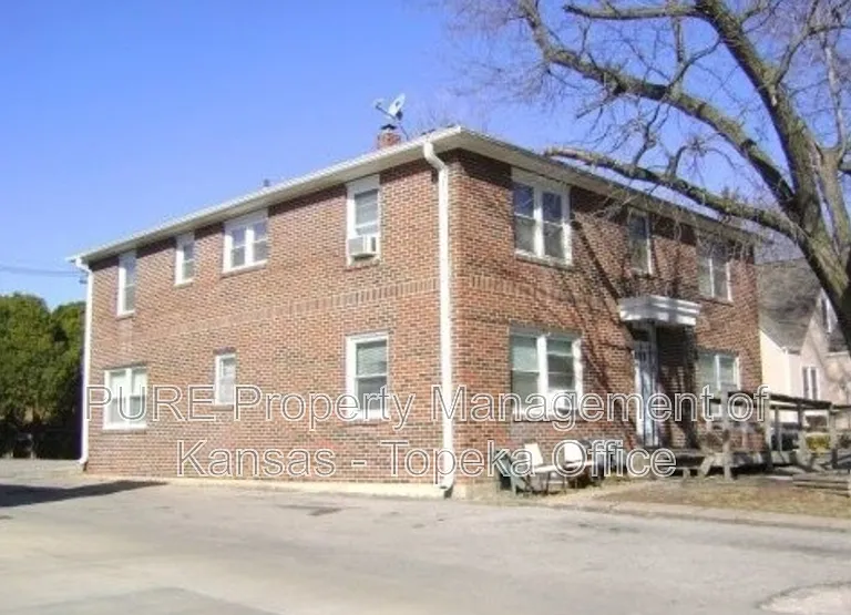 1239 SW Oakley Ave #3 — Photo 2