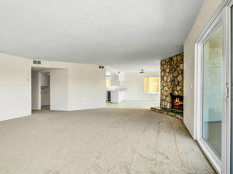 1533 Buena Vis #A — Photo 22