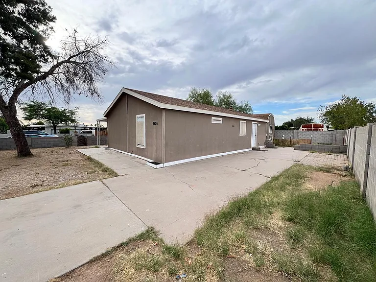 7826 E Juanita Ave — Photo 22