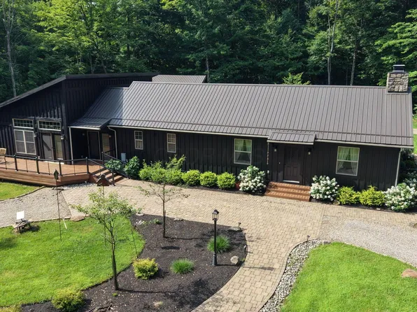 11344 Flint Ridge Rd SE, Newark, OH 43056