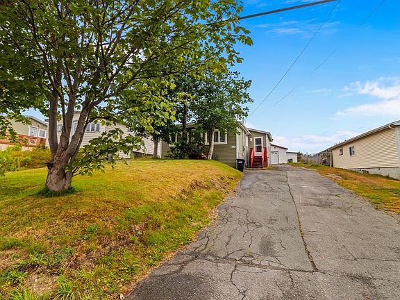 3rd image of 464 Empire Avenue