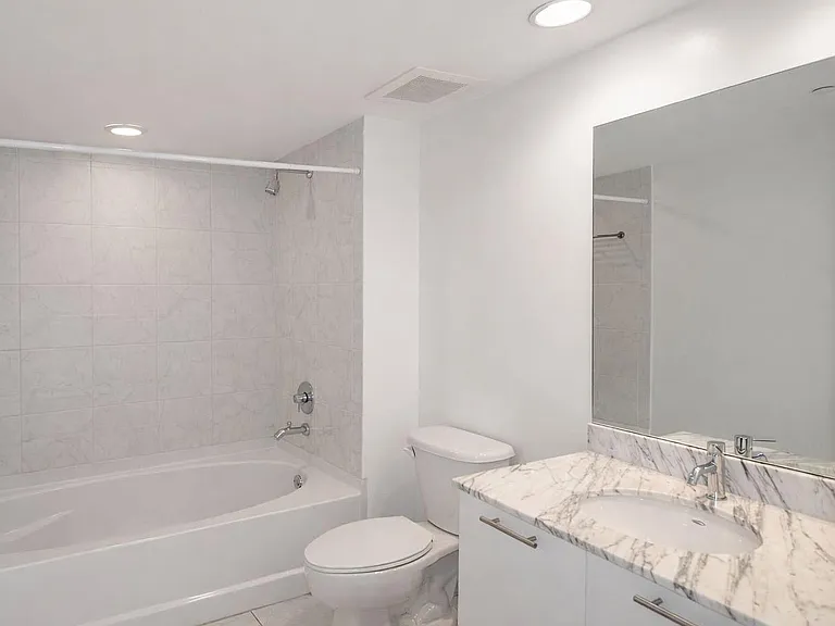952 Brickell Ave #1 — Photo 12