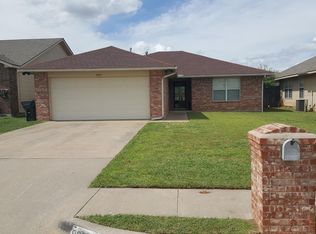 8637 Hillridge Dr, Oklahoma City, OK 73141