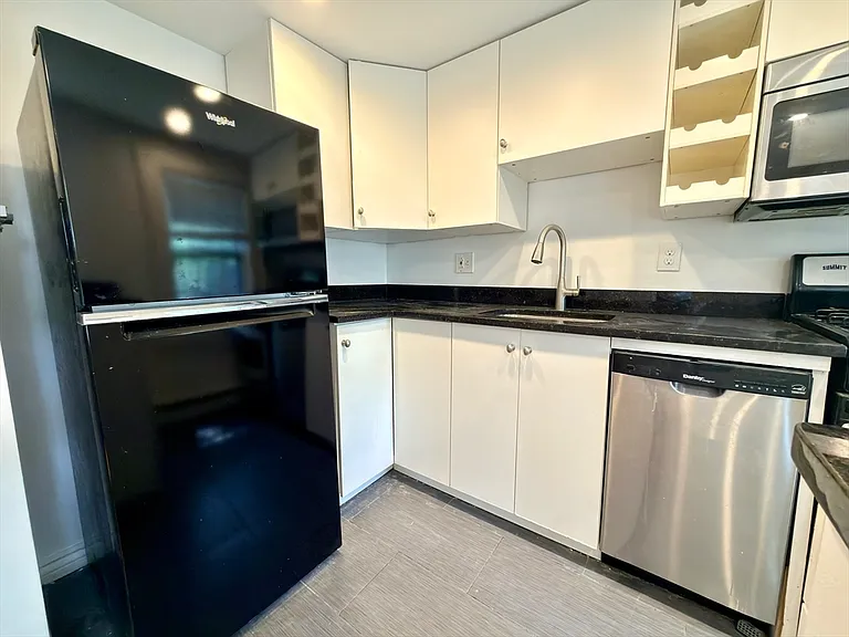 44 Melrose St #4 — Photo 11