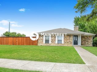 5401 Edgewater Cir, Rowlett, TX 75088