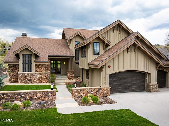 3rd image of 2904 American Saddler Dr
