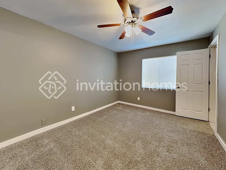 3502 E Blanche Dr — Photo 1