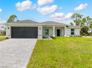 4018 NE 23rd Place Cpe, Coral, FL 33909