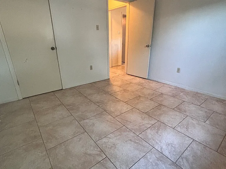 849 Michelle Dr — Photo 7