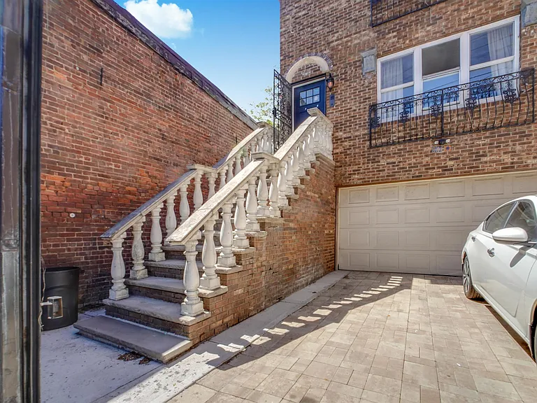 373 Palisade Ave #1 — Photo 10