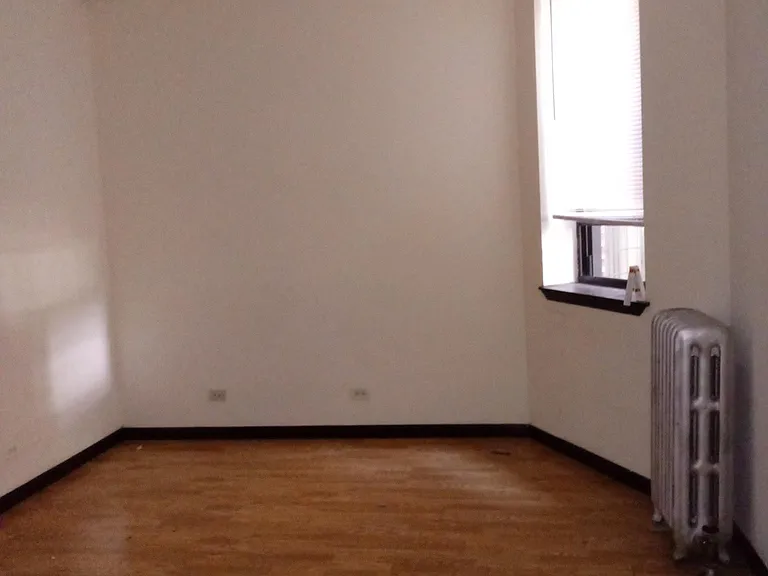 5608 S King Dr #1 — Photo 17