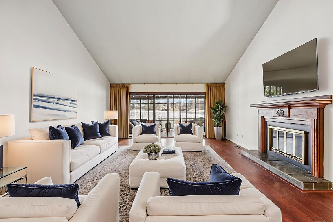 next background image