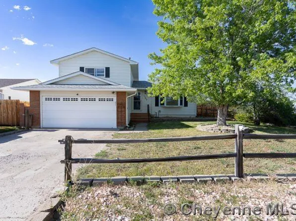 1500 Pinto Ln, Cheyenne, WY 82007