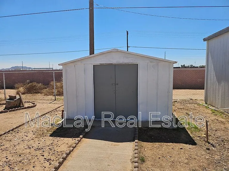 1113 W Corinthian Cir — Photo 20