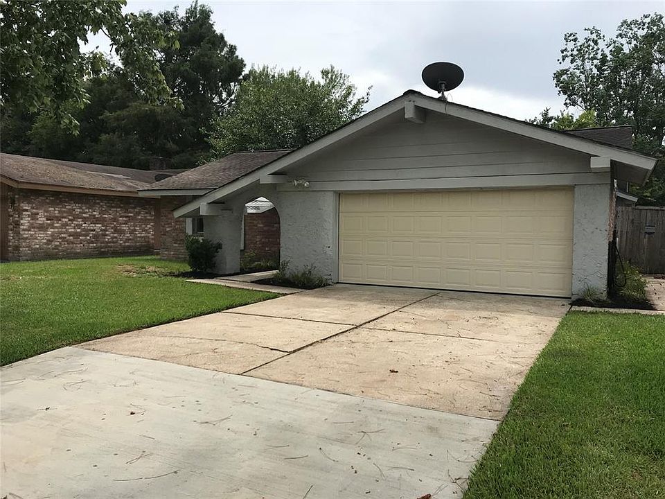 1st image of 16606 Blackhawk Blvd