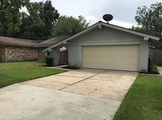 16606 Blackhawk Blvd, Friendswood, TX 77546
