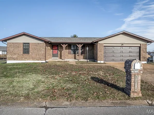 2104 Wellington Dr, Imperial, MO 63052