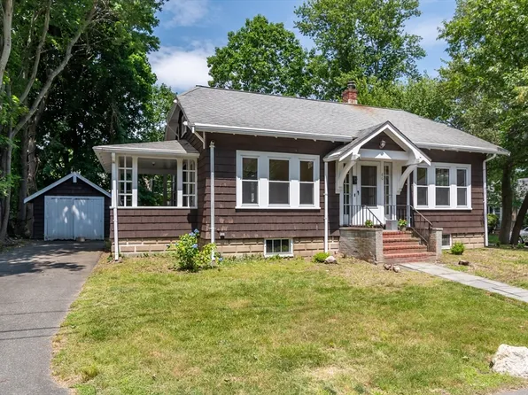 86 Bayley St, Westwood, MA 02090