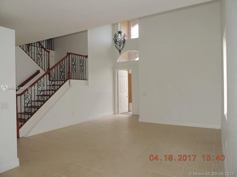 1926 SE 23rd Ct — Photo 5