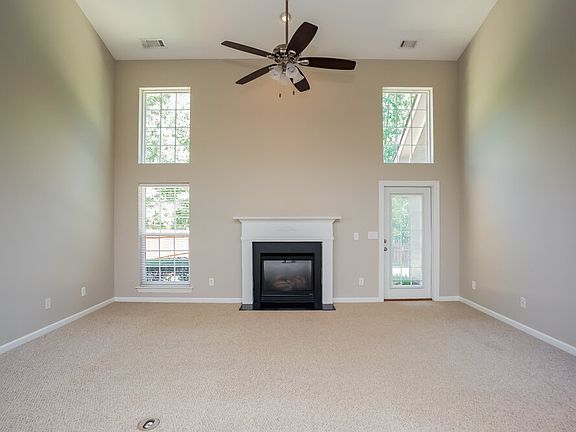 3rd image of 9335 Opal Dr