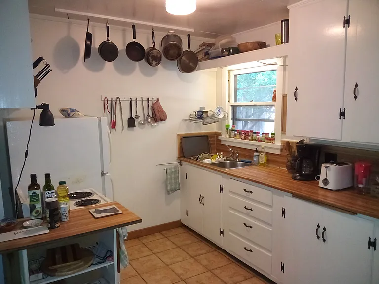 741 Chuckanut Dr — Photo 5