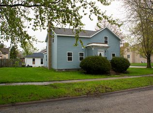 108 E Morris St, Morrison, IL 61270