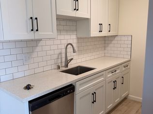 276 Euclid Ave #203, Oakland, CA 94610
