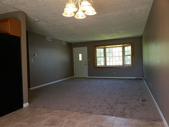 4th image of 3014 W 2nd St