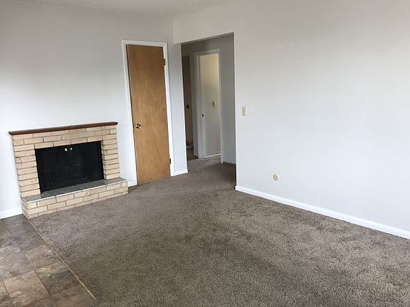 3rd image of 421 15th St W