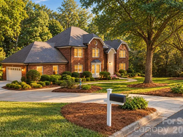 274 Ikerd Dr SE, Concord, NC 28025