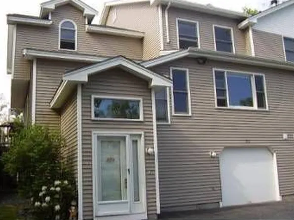 153 Algonquin Trl, Ashland, MA 01721