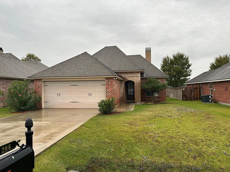 206 Old Heritage Ln