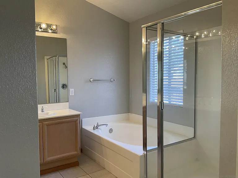 16134 Avenida Venusto #2 — Photo 15
