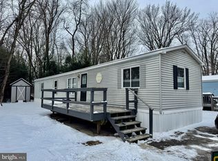 15 Maplewood Dr, Coatesville, PA 19320