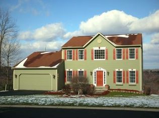 7979 Everglades Dr, Manlius, NY 13104