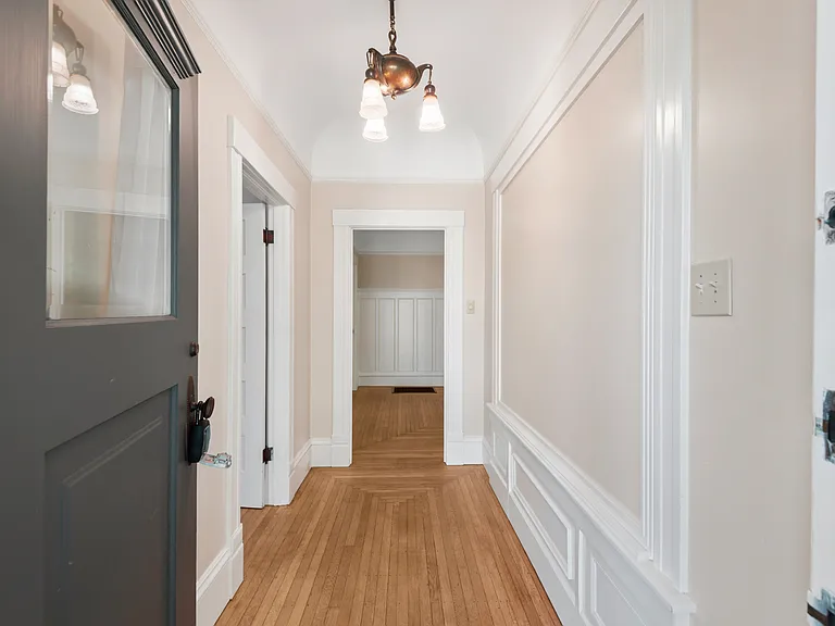 145 Myrtle St — Photo 22
