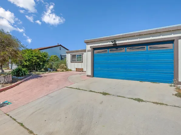 1721 Madrid Cir, Salinas, CA 93906