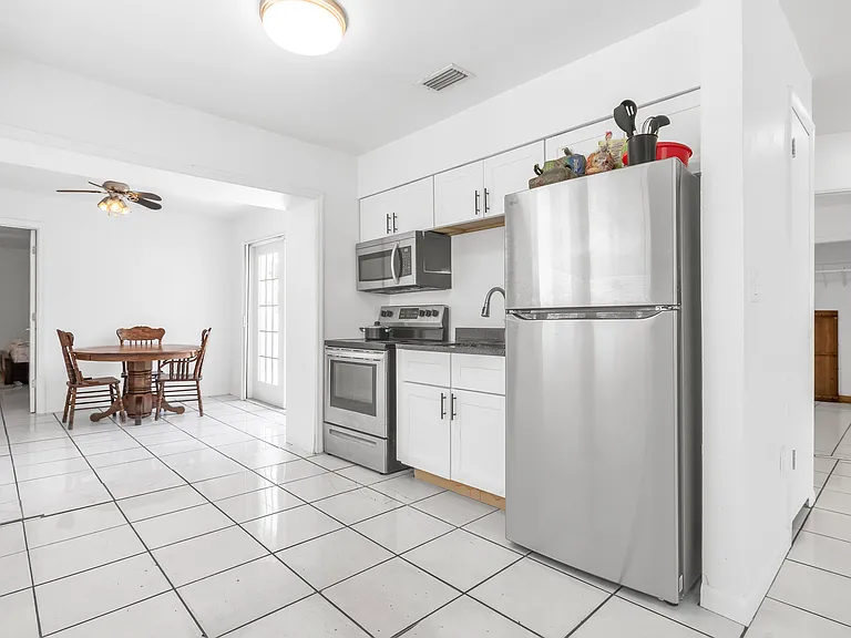 311 N Arcadia Ave #311 — Photo 11