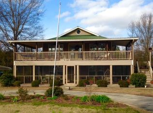 1400 Taw Caw Dr, Summerton, SC 29148