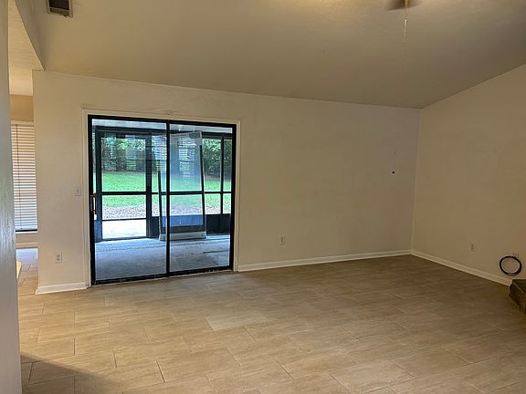 5th image of 5130 NW 27th Ter