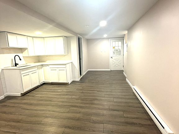 2nd image of 1513 Mulberry St #9
