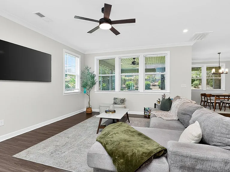 2105 Cadence Trace Dr — Photo 47