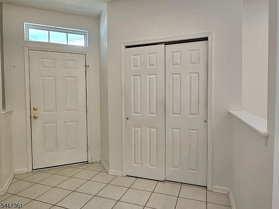 4th image of 157 Sandpiper Rd