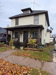 28 N 7th Ave, Iron River, MI, 49935