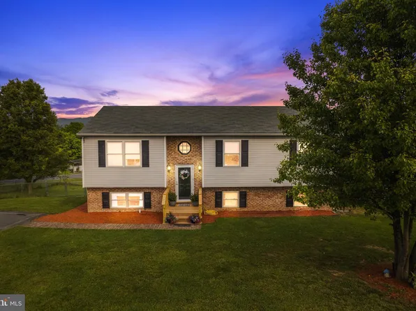 192 Greenleaf Rd, Strasburg, VA 22657