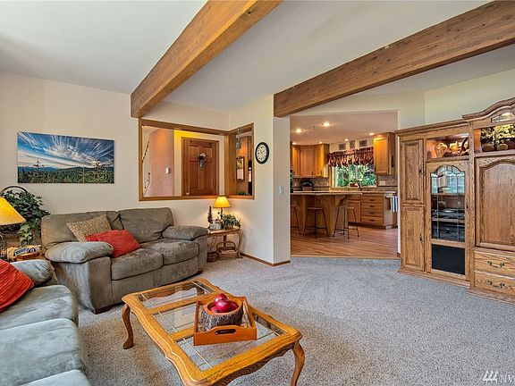 5th image of 16602 88th Avenue Ct E