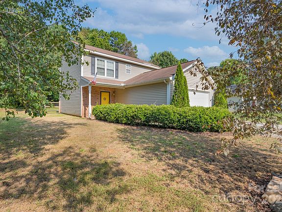 2nd image of 2247 Mancke Dr