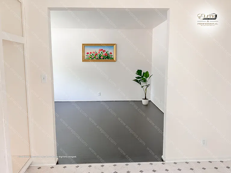 3717 Wisner St — Photo 3