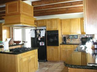 627 W Harriet St, Altadena, CA 91001