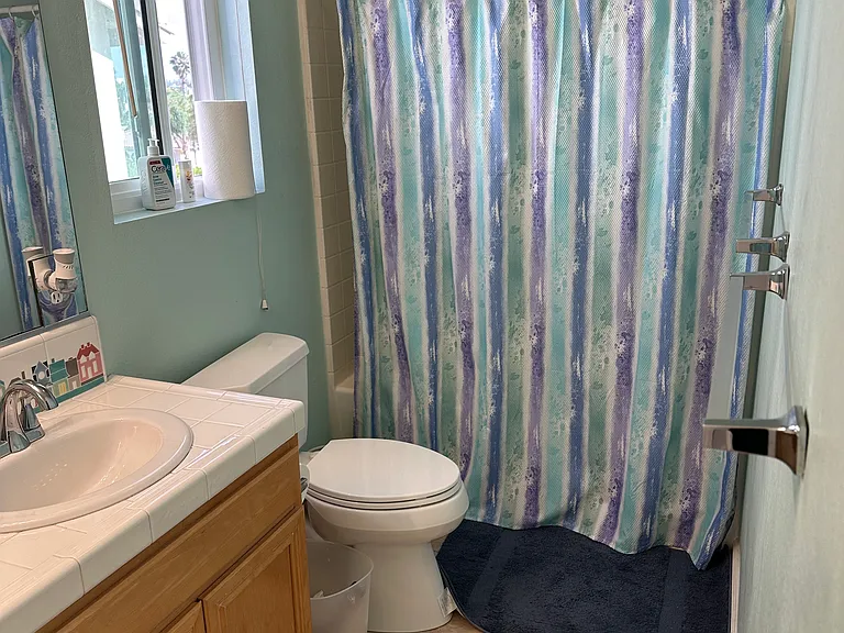 405 Lexington Cir — Photo 25